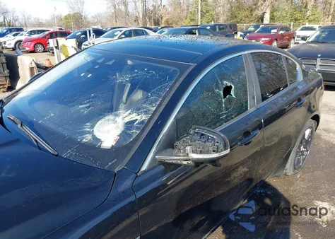 2017 Jaguar Xe 25T Premium из США, поврежденный, VIN SAJAD4BG7HA974995